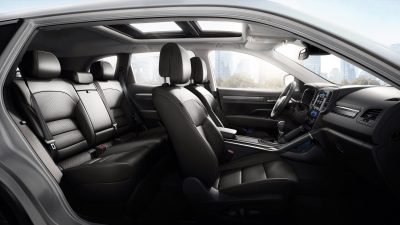 renault-koleos-interior-lateral.jpg.ximg.l_4_m.smart