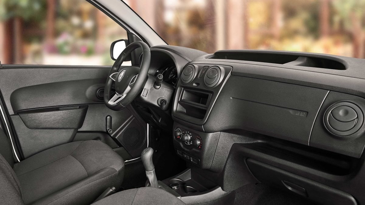 renault-kangoo-interior-frontal-2.jpg.ximg.l_12_m.smart (1)